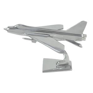 Maquette d'avion BAE Hawk en aluminium moulé à la main, modèle réduit décoratif pour table, idéale comme souvenir ou cadeau. - Product Image 6