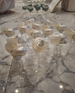 Coupe à vin en coquillage de qualité supérieure avec tige en verre transparent pour bar à domicile, usage décoratif, Vietnam - Product Image 3