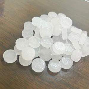 Tabletas de Alcanfor Blanco Premium de Grado Industrial para Procesamiento Químico, Fabricación, Suministro a Granel y Uso Industrial - Product Image 3