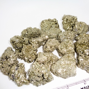 Pirita Natural Chakralume, Cristal en Bruto, Mineral Dorado, Decoración Religiosa Colgante para Sanación con Feng Shui, Espécimen de Colección - Product Image 4