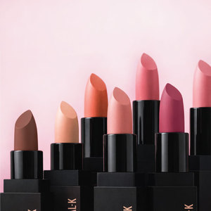 Juego de Lápices Labiales Veganos Coreanos de Marca Privada OEM con Logotipo Personalizado, Acabado Mate a Prueba de Agua, 4g - Product Image 1