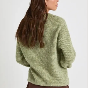 Pull en tricot pour femme, col rond, ample, manches longues, couleurs contrastées, pour l'automne et l'hiver, vente en gros - Product Image 3