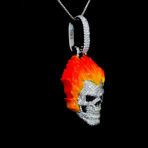 Pendentif personnalisé en argent sterling 925 avec incrustations de moissanite VVS D, motif Ghost Rider, breloques bling, pour hommes, fabricant OEM ODM sur mesure - Product Image 2