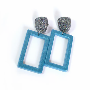 Boucles d'oreilles créoles fantaisie en résine acrylique forme corail, bijoux de luxe pour femme, motif végétal rouge, boucles d'oreilles tendance - Product Image 4