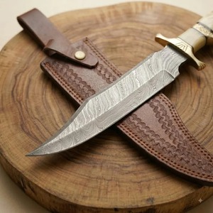 Cuchillo de Caza Bowie de Acero de Damasco con Hoja de Punta Clip y Funda de Cuero, Hecho a Mano, Hoja Fija, Supervivencia al Aire Libre, OEM Disponible - Product Image 1