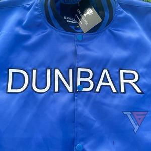 เสื้อแจ็คเก็ตบอมเบอร์แฟชั่นคุณภาพสูงสำหรับผู้ชาย ลายทีมบาสเก็ตบอลนิวยอร์กแบบกำหนดเอง สำหรับฤดูหนาว - Product Image 5