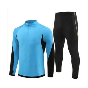 Conjunto de Uniforme de Fútbol de Invierno Personalizable, Manga Corta, Transpirable, de Secado Rápido, Servicio OEM al por Mayor, Impresión en Pakistán - Product Image 1