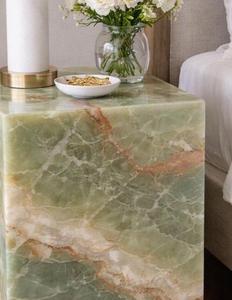 Table d'appoint en onyx vert naturel de luxe |   Table d'appoint de chevet en pierre massif |   Table d'appoint moderne en onyx pour salon et chambre à coucher - Product Image 3