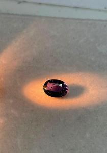 Zafiro de cambio de color natural sin tratamiento térmico. Zafiro azul a rosa púrpura. - Product Image 3