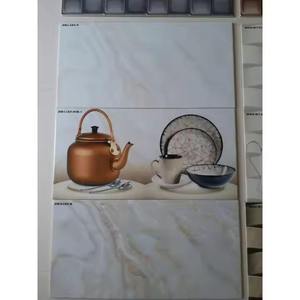 กระเบื้องบุผนังเซรามิกขนาด 300x600 มม. ผิวมันเงา ลายอิฐ สำหรับห้องน้ำ โถงทางเดิน และภายนอกอาคาร พื้นผิวกันลื่น - Product Image 1