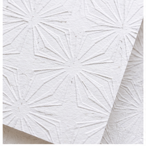 Hojas de Papel Hechas a Mano con Estampado Floral Blanco Premium para Invitaciones de Boda, Envoltura de Regalos, Manualidades, Creación de Tarjetas - Product Image 2