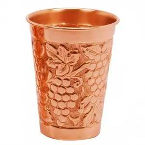 Verre à pied en cuivre pur à motif floral en relief, pour eau, vaisselle, hôtels, restaurants, fournitures de boissons - Product Image 5