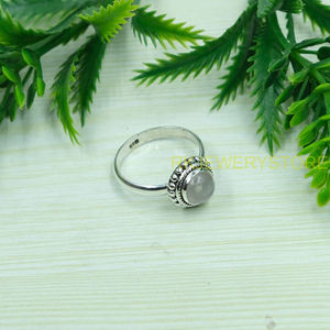 Anillo de Plata de Ley 925 con Cuarzo Rosa Natural para Mujer, Anillo Boho Hecho a Mano, Anillo con Cabujón Redondo, Anillo de Piedra Preciosa Rosa - Product Image 2