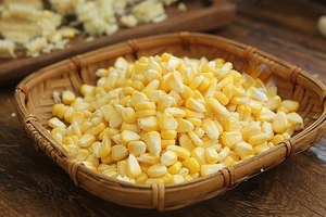 Maïs en grains entiers en conserve de qualité supérieure, en saumure, prêt à consommer, qualité alimentaire Vietnamienne, vente en gros, export, fournisseur OEM, marque privée - Product Image 4