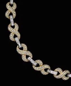 Collier personnalisé 10mm 15mm en argent sterling 925 plaqué or jaune avec diamants et moissanite, chaîne cubaine, provenant d'un fournisseur indien - Product Image 2