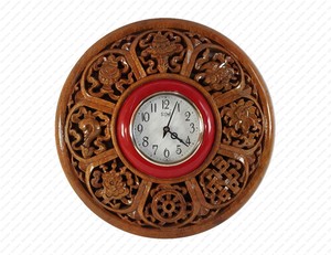 นาฬิกาติดผนัง8สัญลักษณ์มงคลแกะสลักด้วยมือทำจากไม้ (รุ่น AC 3992) สำหรับงานแต่งงานมีสไตล์ของขวัญส่งเสริมธุรกิจโดย ayaans - Product Image 3