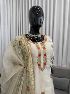 Traje Palazzo de Seda Chinon Premium con Bordado y Lentejuelas, y Dupatta de Diseñador – Ideal para Fiestas y Bodas - Product Image 6