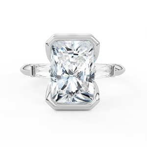 แหวนเพชร 3 เม็ด ทรงเรเดียนท์คัท น้ำหนัก 2.70 กะรัต ทอง 14K 18K เพชรเลี้ยงในห้องปฏิบัติการ ดีไซน์โมเดิร์นทรงบาแกตต์แบบเรียว ประดับขอบแบบเบเซล เหมาะสำหรับเป็นแหวนหมั้น - Product Image 3