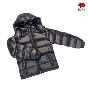 Fabricant de vêtements sur mesure, veste matelassée d'hiver pour homme avec tissu extérieur en nylon - Product Image 1
