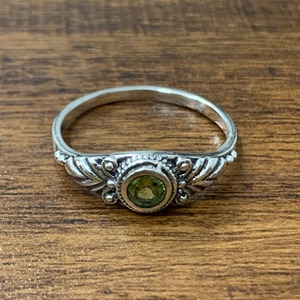 2.4 Grams <b>Peridot</b> Fashion <b>Ring</b> - Product Image 1