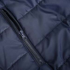 Chaqueta Acolchada Ligera con Capucha, Resistente al Invierno, Transpirable, Personalizable OEM, para Hombre - Product Image 2