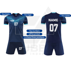Maillot de football rayé orange et noir pour homme, manches courtes, polyester respirant, uniforme toutes saisons, vêtements de sport pour adultes - Product Image 3