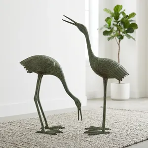 Paire de figurines de grue en bronze faites à la main, finition patinée, sculpture animale minimaliste, décoration de table, présentation pour salon - Product Image 5