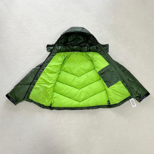 Chaqueta Acolchada Termocrómica que Cambia de Color para Hombre, Chaqueta de Invierno con Capucha y Aislamiento Térmico, Chaqueta de Moda Urbana - Product Image 4
