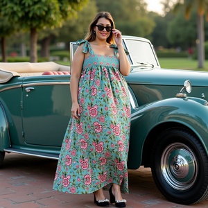 Maxi cuello de corazón para mujer en agua con flores vintage y sensación de resort pajarita Correa Maxi vestido turquesa estampado floral - Product Image 5