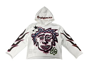 Sweat à capuche blanc avec motif graphique artistique, imprimé visage abstrait, coupe oversize, streetwear moderne, design créatif, coton premium, coupe tendance. - Product Image 1