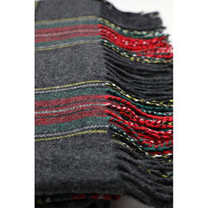 Chal Oversize de Tartán Escocés Negro Estilo Stewart, Suave al Tacto como Cachemira, Bufanda de Invierno 80 x 30 - Product Image 5