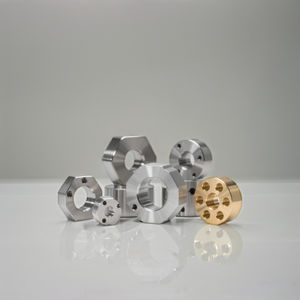 Yüksek-hassas freze sahip paslanmaz çelik titanyum mekanik parçalar için uzman özel yüksek kaliteli CNC işleme hizmetleri - Product Image 1