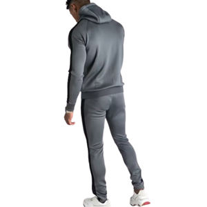 Fournisseur en gros de survêtements de sport décontractés pour le printemps, faible MOQ, coupe régulière, confortables, imprimés, unis, légers et respirants - Product Image 3