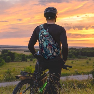 Sac bandoulière personnalisé imprimé, sac à dos de poitrine pour la randonnée, les voyages, le cyclisme, le camping, sac bandoulière entièrement sublimé - Product Image 3