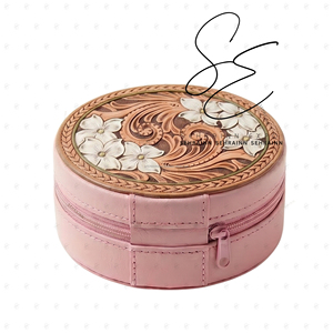 Caja de Joyería Redonda de Cuero Repujado Rosa, Estuche de Viaje con Cremallera y Diseño Floral Blanco, Organizador Estilo Western, Personalizable OEM al por Mayor - Product Image 3