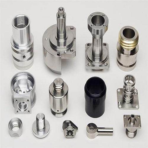 Colección de Componentes de Acero Inoxidable Versátiles: Ejes y Casquillos de Precisión Fundidos por Inyección y Mecanizados por CNC - Product Image 4