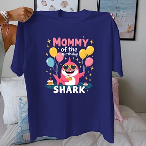 T-shirt pour femme en pur coton Maman du requin d'anniversaire coupe confortable - Product Image 4