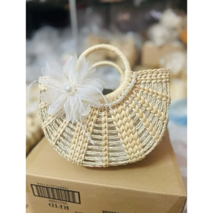 Sac fourre-tout en jacinthe d'eau tressé à la main, style nœud, en rotin naturel, écologique, pour femme, fabrication vietnamienne, vente en gros - Product Image 2