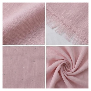 Écharpe longue en soie rose pour femme, couleur unie, élégante, pour toutes les saisons, accessoire de tous les jours, douce pour la peau, 100% soie - Product Image 4