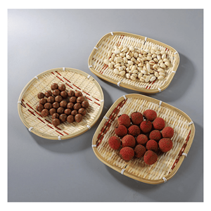 Cesta de bambú hecha a mano con tiras de bambú natural para decoración y adorno rústico de pared, fabricada en Vietnam. - Product Image 6