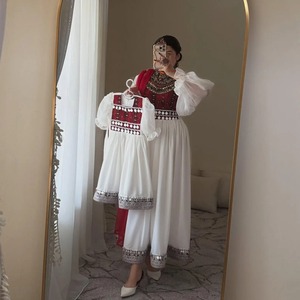 Ensemble de robe ethnique Gulbahar en coton brodé, manches longues, couleurs rouge et blanc, pour femmes, style pakistanais - Product Image 4