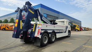 SINOTRUK HOWO TX5 6x4 350HP 20Ton Camión Grúa Rotator Integrado de Servicio Pesado para Recuperación en Carretera, Capacidad de Remolque 1 a 1 - Product Image 4