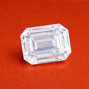 Diamante Suelto de Corte Esmeralda de 3.5 Quilates, Certificado IGI, Color DEF, Alta Claridad VS1-VS2, Diamante Premium para Joyería - Product Image 3