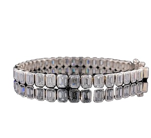 Pulsera de tenis de moissanita de corte esmeralda personalizada, regalo de aniversario de plata esterlina personalizado para boda - Product Image 2