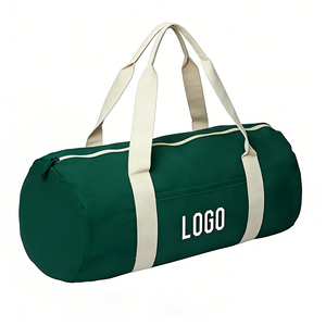 Bolsa de Lona Roja con Logotipo Personalizado, Bolsa Deportiva de Viaje Resistente con Cierre y Bolsillo Frontal - Product Image 4