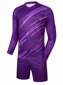 ชุดยูนิฟอร์มฟุตบอลสำหรับผู้ใหญ่ระดับพรีเมียม – เสื้อเจอร์ซีย์คอวีผ้าโพลีเอสเตอร์ระบายอากาศได้ดีและแห้งเร็ว - Product Image 6