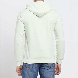 Sudadera con Capucha para Hombre, Color Verde Claro, Corte Regular, Color Sólido, Informal, de Algodón Tejido, con Bolsillo y Capucha con Cordón Ajustable - Product Image 5