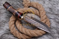 Couteau de chasse et de camping à lame fixe en acier Damas, personnalisable OEM, manche en corne de cerf, tranchant comme un rasoir, outil de survie, personnalisable