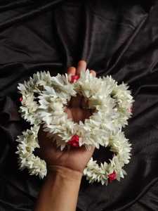 ผ้าที่เป็นมิตรต่อสิ่งแวดล้อมพร้อมดอกกุหลาบผ้าซาตินสำหรับเจ้าสาวในงานแต่งงาน ฮัลดี โดลกี เครื่องประดับสำหรับเด็กผู้หญิงในงานเทศกาล และของชำร่วยงานแต่งงานมุสลิม - Product Image 3