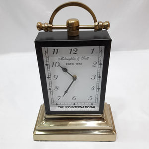 Reloj de Mesa de Metal de Alta Calidad, Diseño Moderno de Cuarzo, Forma Geométrica, Accesorios de Escritorio - Product Image 1